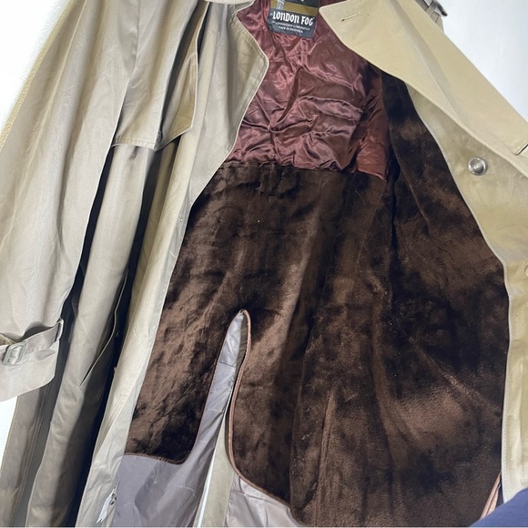 London Fog Towne Men's Belted  Lined Trench Coat Size 44 Brown - Picture 5 of 11